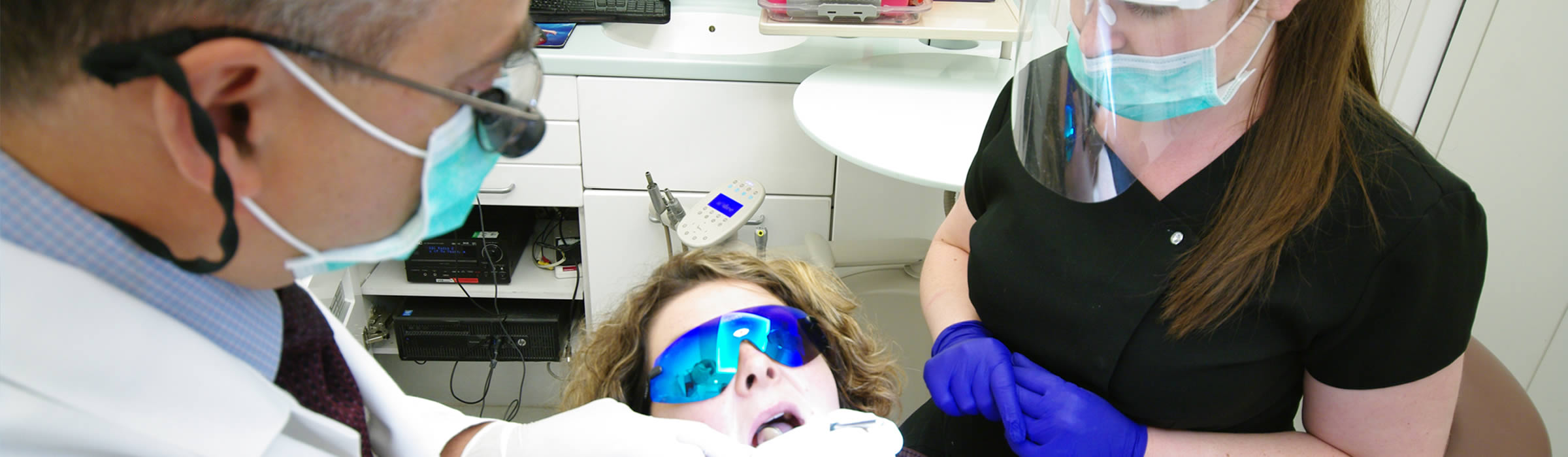 Senova Dentist Patient Treatment